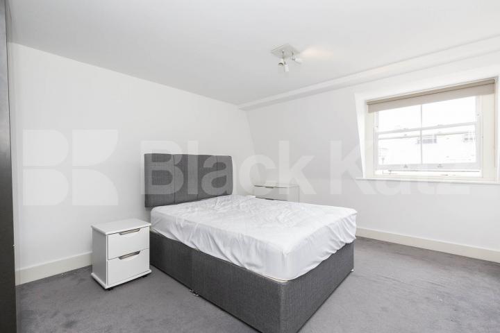 3 bed 2 bath within a warehouse conversion with private south facing terrace Berry Street, Clerkenwell